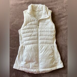 💕Lululemon Athletica💕 White Puffer Vest